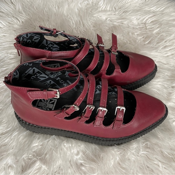 TUK Burgundy Multi-Strap Pointed Toe Creeper Mary Janes Platform Shoes - Picture 2 of 3